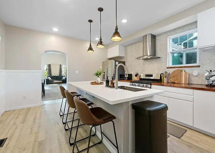 Holiday home Perfect Location-short North Huge4-car Garage Columbus