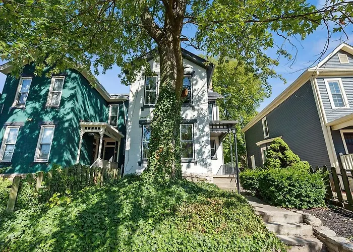 Perfect Location-short North Huge4-car Garage Columbus