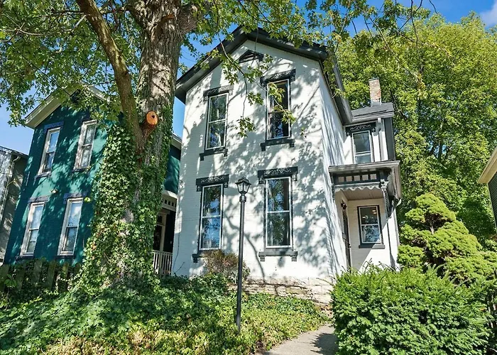 Perfect Location-short North Huge4-car Garage Columbus